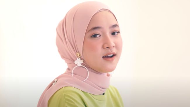 Sejumlah selebriti dan musisi merilis lagu religi menyambut bulan suci Ramadan tahun 2021, dari Sabyan hingga selebgram Lucinta Luna.