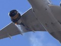 Reaksi Penumpang saat Mesin United Airlines Meledak di Udara