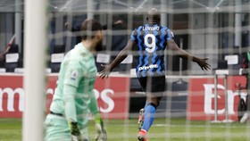 Top Skor Liga Italia: Lukaku Ungguli Ronaldo