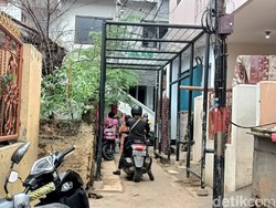 Banjir Kampung Melayu Jaktim Surut, Warga Kembali Beraktivitas