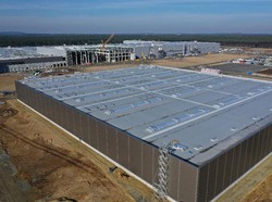 Elon Musk Berambisi Bangun Pabrik Tesla di Mars Sebelum Mati