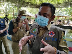 Bupati Bekasi: Perbaikan Tanggul Citarum yang Jebol Tunggu Air Surut