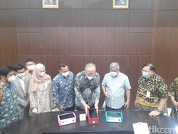 Alat Tes COVID-19 Lewat Keringat Ketiak Diuji Profile di RS Islam Surabaya