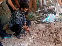 Olah TKP Pelaku Pembunuh-Kubur Kasinem di Septic Tank