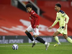 Debut di MU, Shola Shoretire Dipuji Rashford