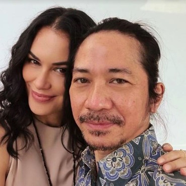 Gaya Sophia Latjuba Kondangan ke Pernikahan Mantan Suami yang Jadi Heboh