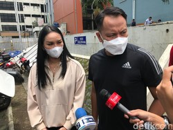 Isu Ayah Kalina Oktarani Tak Restui Pernikahan dengan Vicky, Keluarga Buka Suara