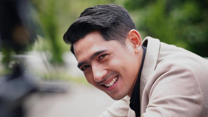Arya Saloka