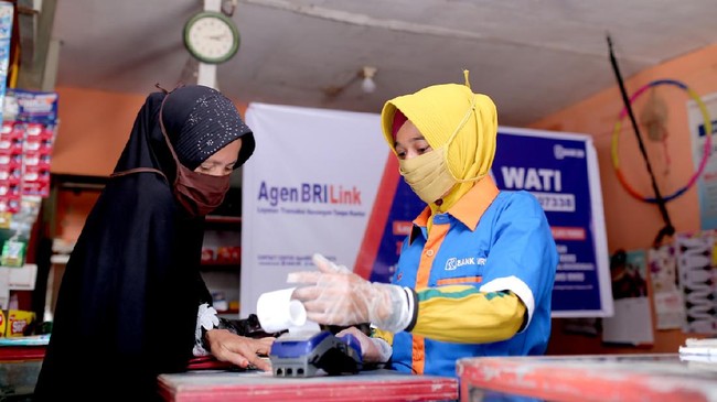 AgenBRILink menambah layanan transaksi di tiga platform, yaitu Dinomarket, Bukalapak, dan Traveloka demi menjawab kebutuhan nasabah.