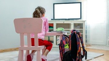 BIMBINGAN ORANG TUA SEBELUM &amp; SETELAH ANAK BELAJAR
