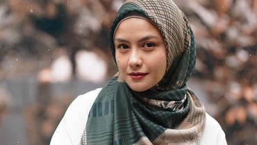 img-title Rahasia Awet Cantik Revalina S Temat, Apa Tuh?