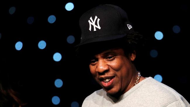 LVMH, perusahaan barang mewah terbesar di dunia, membeli 50 persen Armand de Brignac, merek sampanye milik rapper yang juga suami Beyonce, Jay-Z.