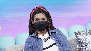 img-title Karen Pooroe Diteror Imbas Ungkap Kasus Julianto Eka Putra