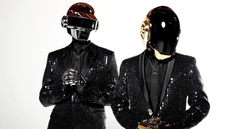 FILE - In this April 17, 2013 file photo, Thomas Bangalter, left, and Guy-Manuel de Homem-Christo, from the music group, Daft Punk, pose for a portrait in Los Angeles. The Grammy-winning French act have announced their break up. (Photo by Matt Sayles/Invision/AP, File)