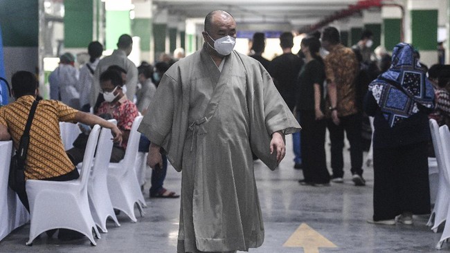 FOTO: Pemuka Lintas Agama Vaksinasi Covid di Masjid Istiqlal