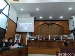 Ajukan Interupsi, Keluarga Gus Nur Diusir dari Ruang Sidang