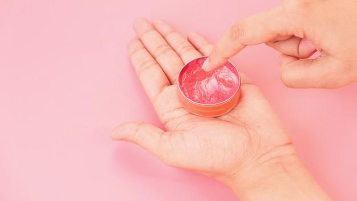 Teknik Slugging, Perawatan Kulit Paling Murah yang Ampuh Melembutkan Wajah