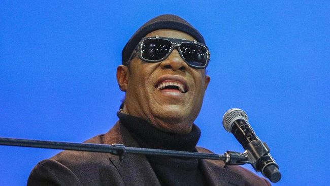 Musisi legendaris Stevie Wonder mengungkapkan dirinya berencana pindah ke Ghana, lagi.