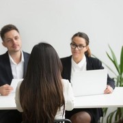 Tips Atasi Grogi Saat Interview Kerja Pertama Kali