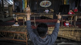 Terdesak saat Pandemi, Saung Angklung Udjo Lelang Alat Musik