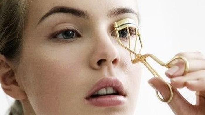 5 Rekomendasi Penjepit Bulu Mata Terbaik