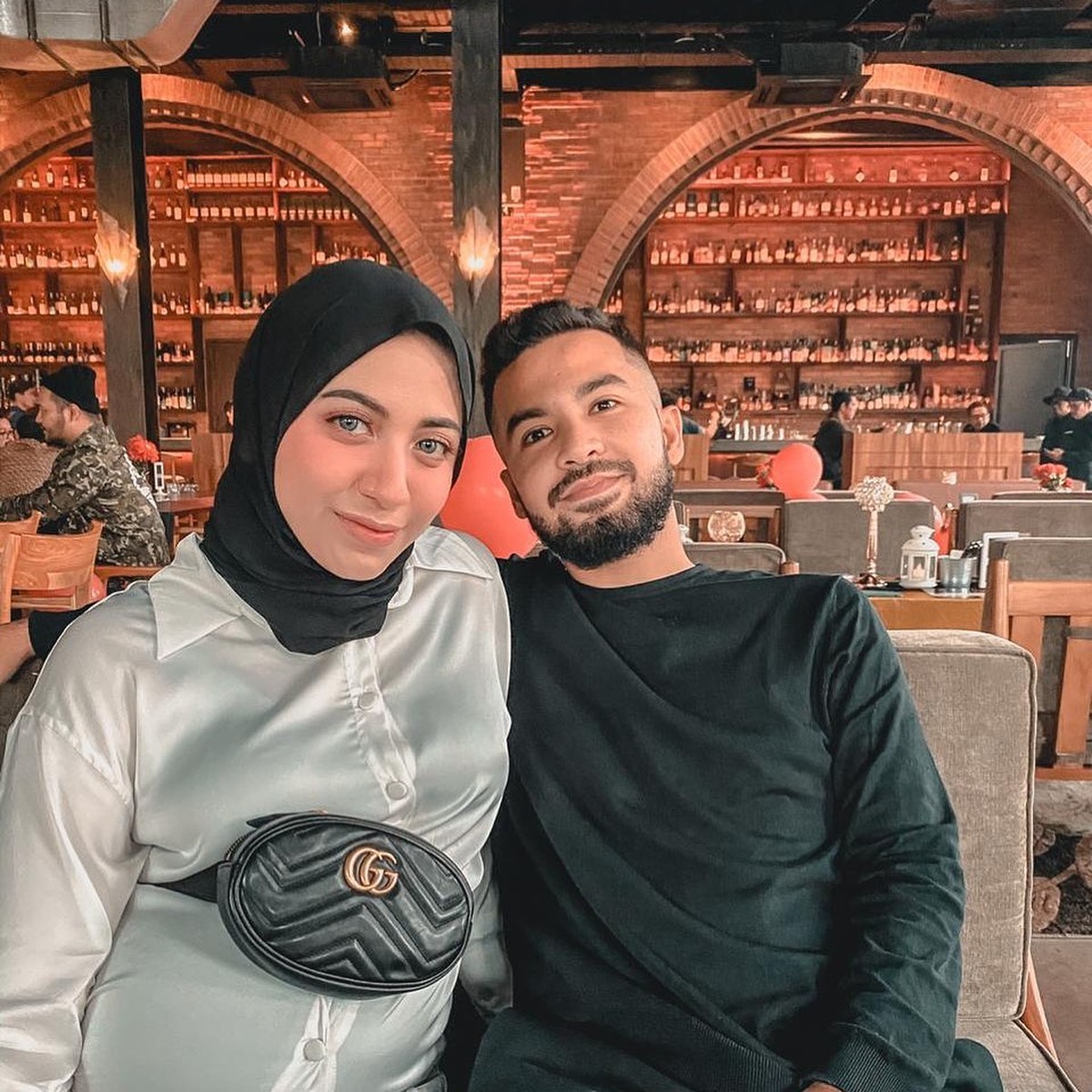 Datangi Pengadilan Agama&comma; Selebgram Vicky Alaydrus Ceraikan Suami&quest;