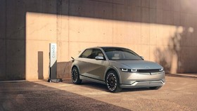 Mobil Listrik Pertama Buatan Indonesia Bakal Meluncur di IIMS 2022