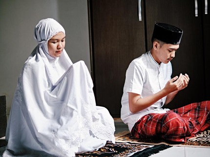 Doa Setelah Salat Lengkap: Arab, Latin, dan Artinya