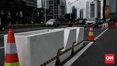 FOTO: Jalur Sepeda Permanen DKI 11,2 KM di Sudirman-Thamrin Jalur sepeda permanen sepanjang 11, 2 kilometer di Jalan Sudirman-Thamrin di DKI Jakarta ditargetkan rampung Maret 2021.