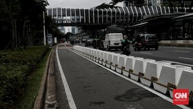 Mobil Melintas di Jalur Sepeda, Polisi Belum Menindak