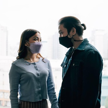 Sewa Bioskop, Ini Momen Romantis Jordi Onsu Nyatakan Cinta ke Frislly Herlind