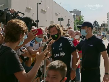Melihat Sisi Lain Kehidupan Pemain Juventus dalam Film Dokumenter