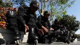 FOTO: Atasi Kriminal, Pakistan Bentuk Unit Polisi Sepatu Roda Pakistan membentuk unit polisi bersepatu roda di ibu kota Karachi untuk memberantas kejahatan dan pelecehan di area padat serta gang-gang sempit.