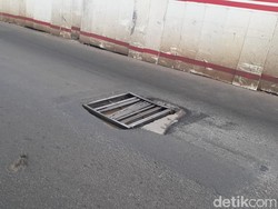 8 Penutup Gorong-gorong Jl MT Haryono-Gatsu Pancoran Masih Belum Rata