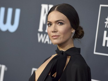 Selamat! Mandy Moore Lahirkan Anak Pertama