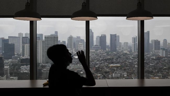 Bappenas Buka 4 Jurus Pemerintah Pulihkan Ekonomi dari Corona Bappenas menyatakan ada empat strategi yang akan dijalankan pemerintah untuk memulihkan ekonomi dari corona. Berikut rinciannya.