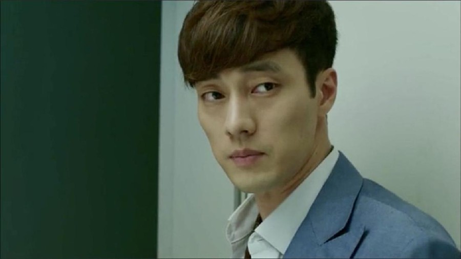 So Ji Sub
