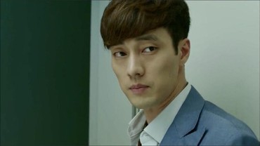 img-title So Ji Sub Spill Kehidupan Rumah Tangga Setelah 5 Tahun Menikah dengan Wanita 17 Tahun Lebih Muda