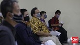 FOTO: Vaksinasi Covid Guru Demi Percepat Sekolah Tatap Muka Kemendikbud menggelar peluncuran program vaksinasi Covid-19 bagi guru di Indonesia mulai 24 Februari 2021 dan ditargetkan selesai Juni nanti.
