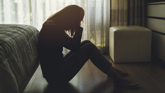 Masalah depresi tidak boleh diabaikan begitu saja. Berikut sejumlah gejala depresi yang perlu diwaspadai.