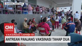 VIDEO: Antrean Panjang Vaksinasi Tahap Dua