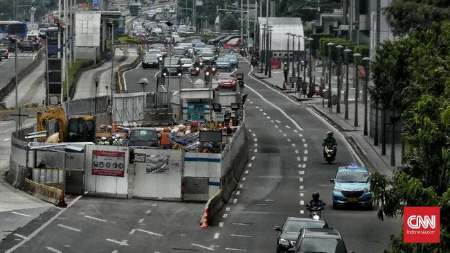 Pemprov DKI menerapkan rekayasa lalu lintas di sejumlah jalur seiring pengerjaan proyek MRT fase 2 Stasiun Bundara HI-Simpang Harmoni.