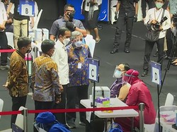 Awak Media Cerita Pengalaman Usai Divaksinasi