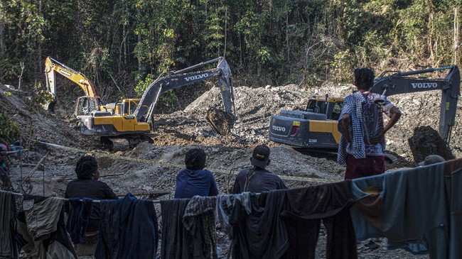 Aktivitas tambang ilegal di Parigi Moutong, Sulteng, yang sempat dilanda longsor disebut memiliki pemodal besar, bukan tambang rakyat seperti yang diklaim.