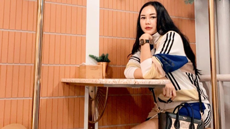 Aura Kasih Curhat Kesehariannya yang Kini Jadi Single Parent