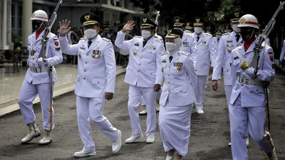 img-title FOTO: Pelantikan Kepala Daerah Terpilih PIlkada 2020