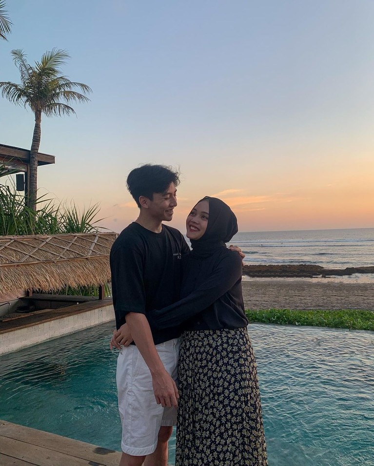 Putri Delina Putri Delina