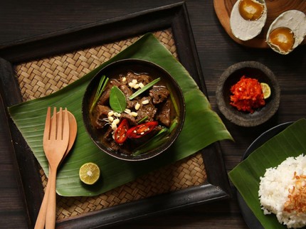 Menu Sahur: Resep Rawon Daging Sapi yang Menggugah Selera