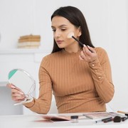 Unik Banget! Make Up Hacks ala TikTok Ini Bikin Kamu Makin Flawless