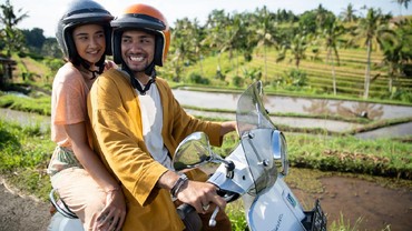 img-title Angkat Budaya Bali, Film 'A Perfect Fit' Tayang di Netflix Mulai Hari Ini